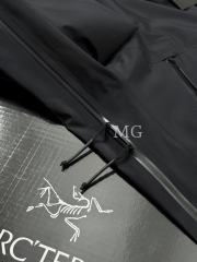 Alpha LT GORE-TEX Waterproof Jacket