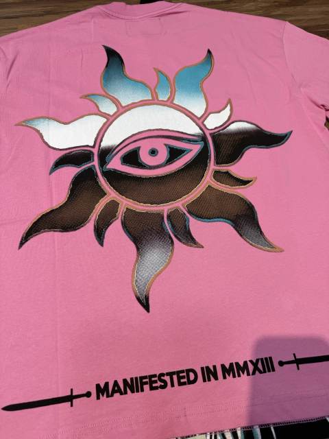 Pink face-covering Liberty Goddess hot-diamond printed T-shirt 29038242