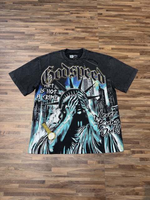 Vintage  Art Is Not A Crime  Liberty Statue Printed Distressed T-shirt 29038235