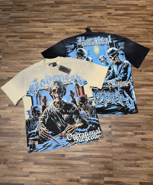 Vintage dark skeleton surgical print ripped and worn T-shirt  29035244