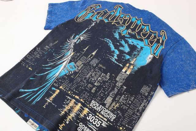 Blue New York night scene with Statue of Liberty vintage washed T-shirt 29035099