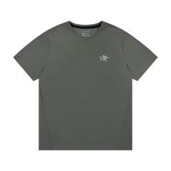A Breathable Quick-Dry Classic Shirt