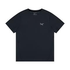 A Breathable Quick-Dry Classic Shirt