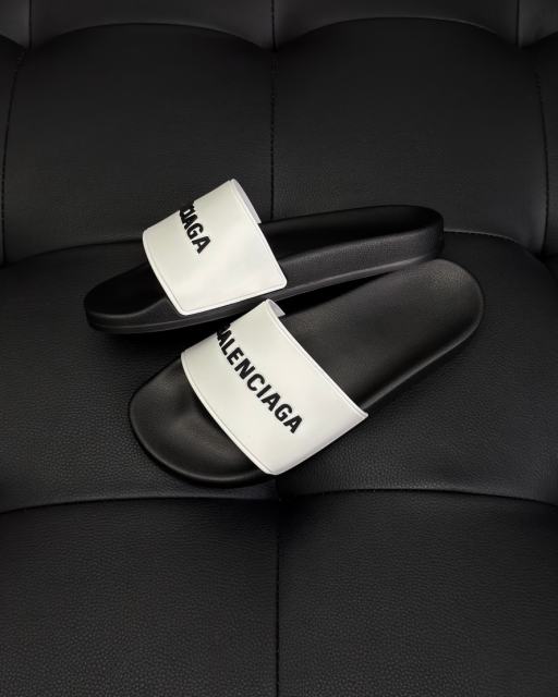 1:1 Quality BLCG White Strap Black Footbed Logo Pool Slides