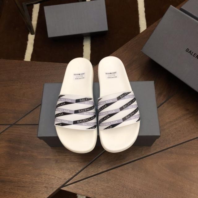 BLCG Diagonal Logo Print White Slides