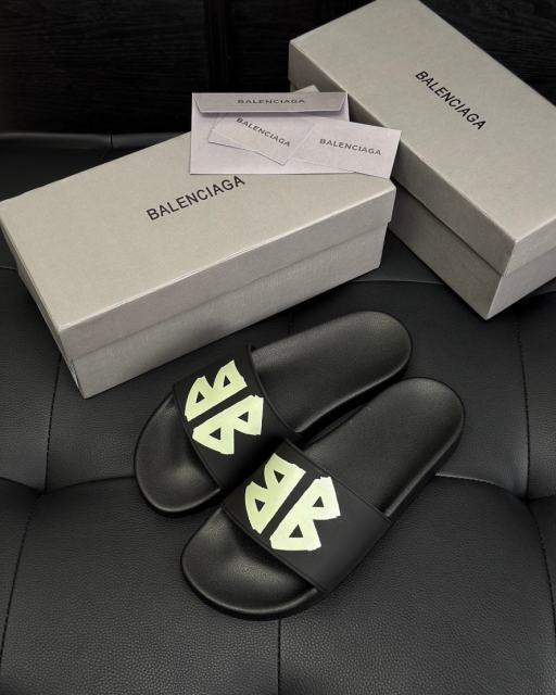 1:1 Quality BLCG White Strap Black Footbed Logo Pool Slides