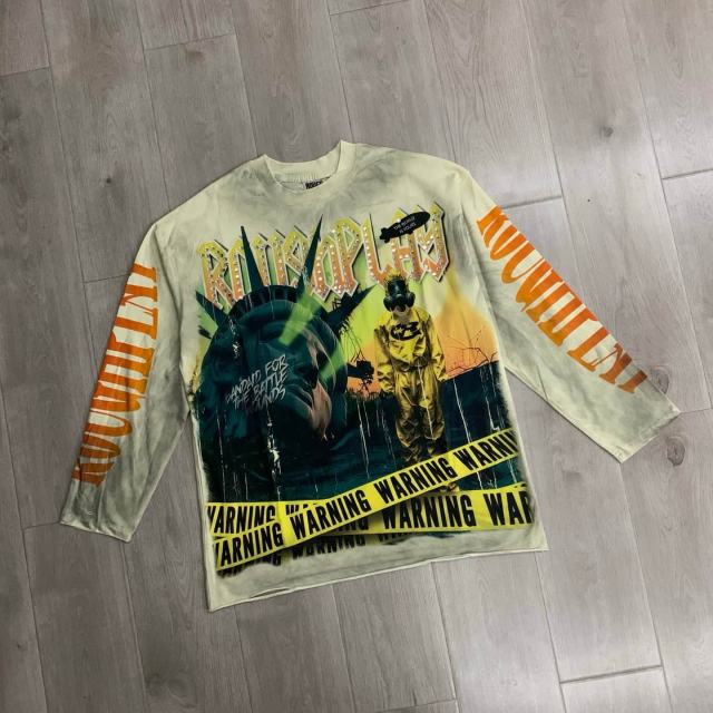 Washed Grunge Streetwear with Liberty Gas Mask & Warning Tape Print Long Sleeve T-Shirt 28758389