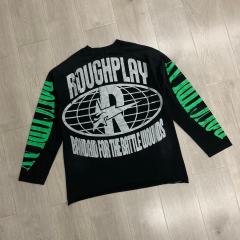 Washed Black Streetwear with Skeleton Gangster & Green Sleeve Print Long Sleeve T-Shirt 29069101