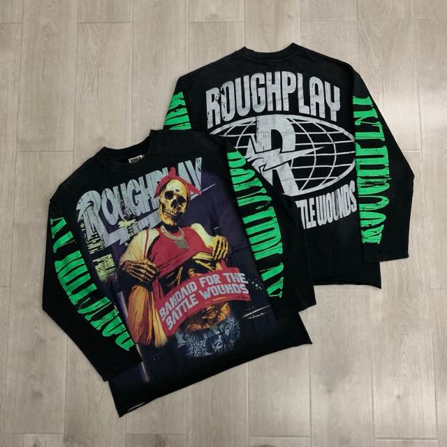 Washed Black Streetwear with Skeleton Gangster & Green Sleeve Print Long Sleeve T-Shirt 29069101