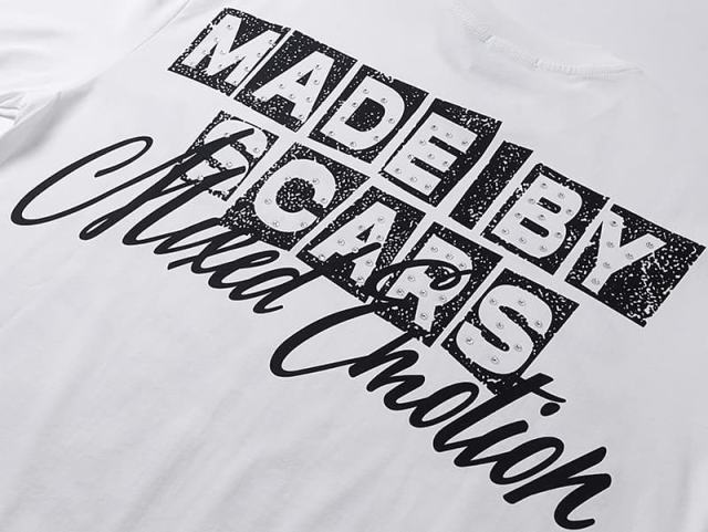 Four-grid Cupid Film Rhinestone Print Tee 2 colors 29105634