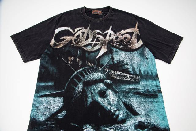 Vintage doomsday ruins submerged Statue of Liberty cracked slogan distressed T-shirt 29053411