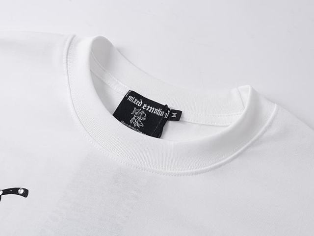 Four-grid Cupid Film Rhinestone Print Tee 2 colors 29105634