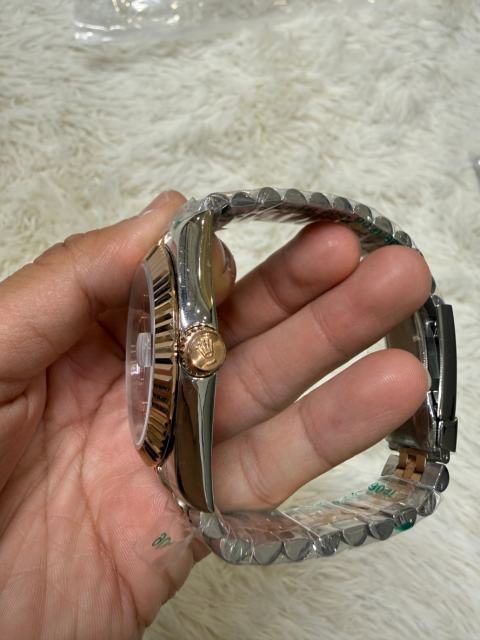 [Special Offer] Free Shipping R Watch