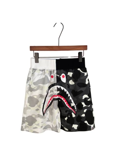bape Black&White Full Print Luminous Shark Heavyweight Shorts 29060707