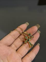 CH Emerald Dual Size Double Cross Twist Chain Necklace