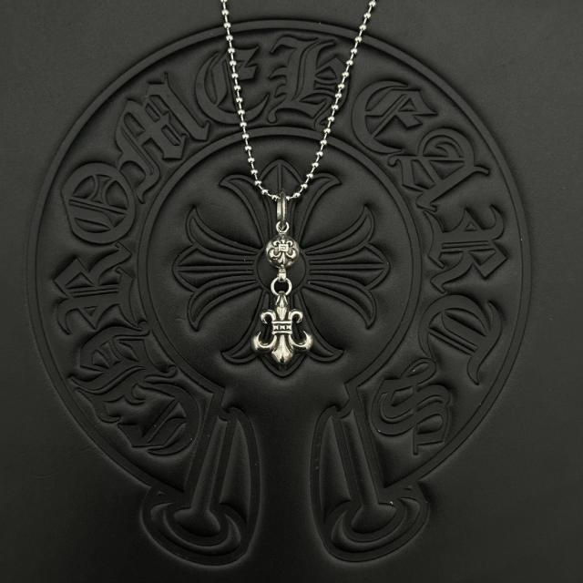 CH Vintage Fleur-de-lis Ball Charm Mini Ball Chain Necklace