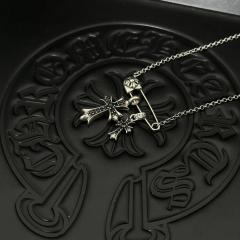 CH Vintage Black Onyx Twin Cross Safety Pin Cable Necklace