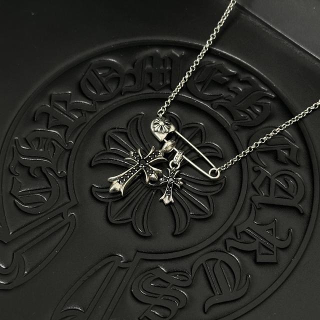 CH Vintage Black Onyx Twin Cross Safety Pin Cable Necklace