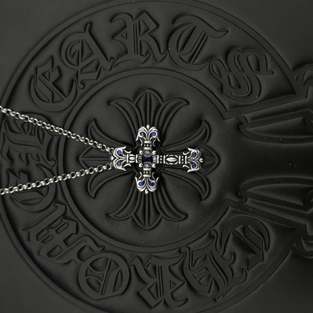 CH 18K Gold Sapphire Flame Cross Cable Necklace