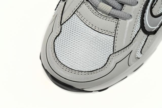 D Gray 3SN279ZRD_H868