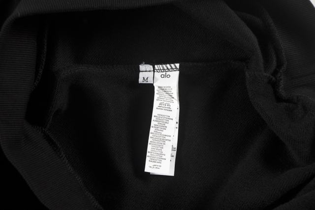 Metal Logo On Chest Solid Color Hoodie 5 colors 29115035