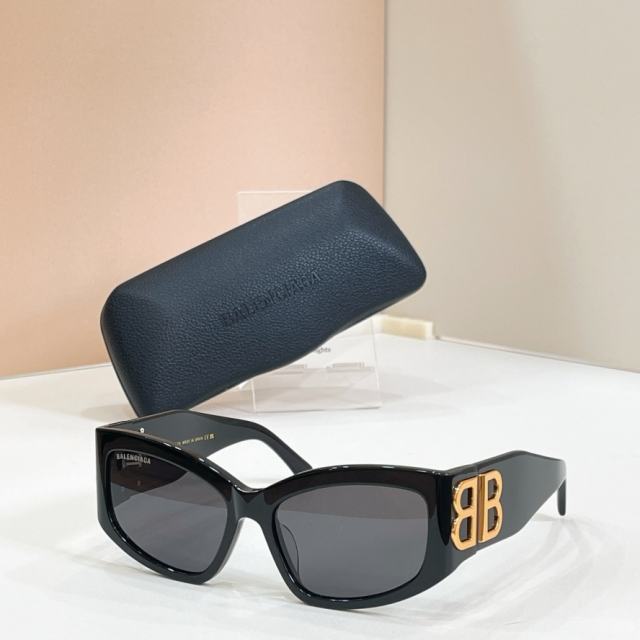 BLCG Gold BB Logo Black Cat Eye Sunglasses