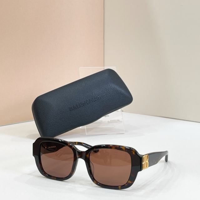 BLCG BB Logo Black Square Polarized Sunglasses