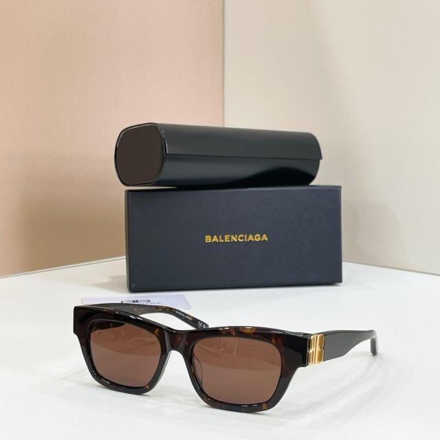 BLCG BB Thick Rectangle Black Sunglasses