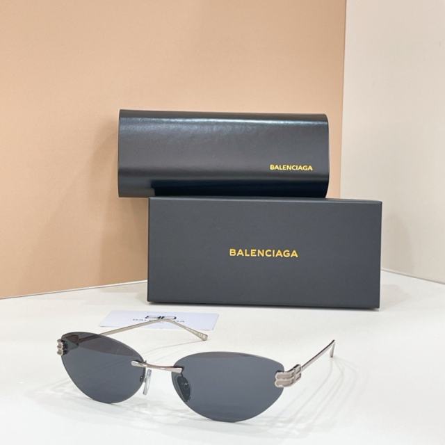 BLCG BB Rimless Oval Gradient Sunglasses