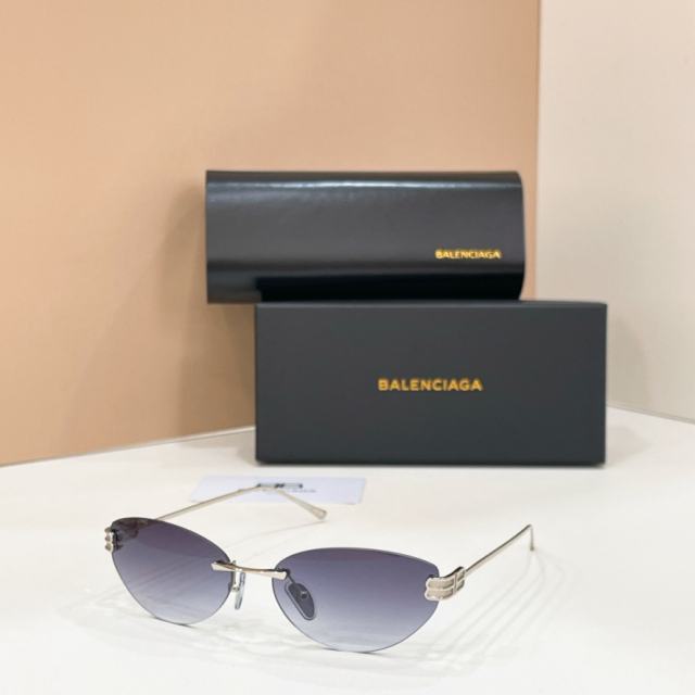 BLCG BB Rimless Oval Gradient Sunglasses