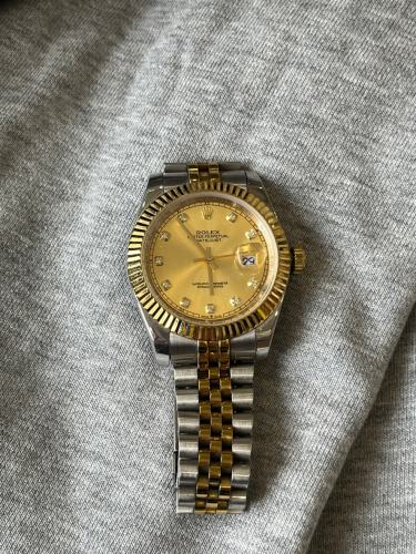 [Special Offer] Free Shipping R Watch