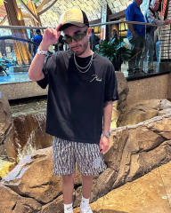 [Buy 3 Get 1 FREE] EE Bark Pattern Printed Shorts 3 colors