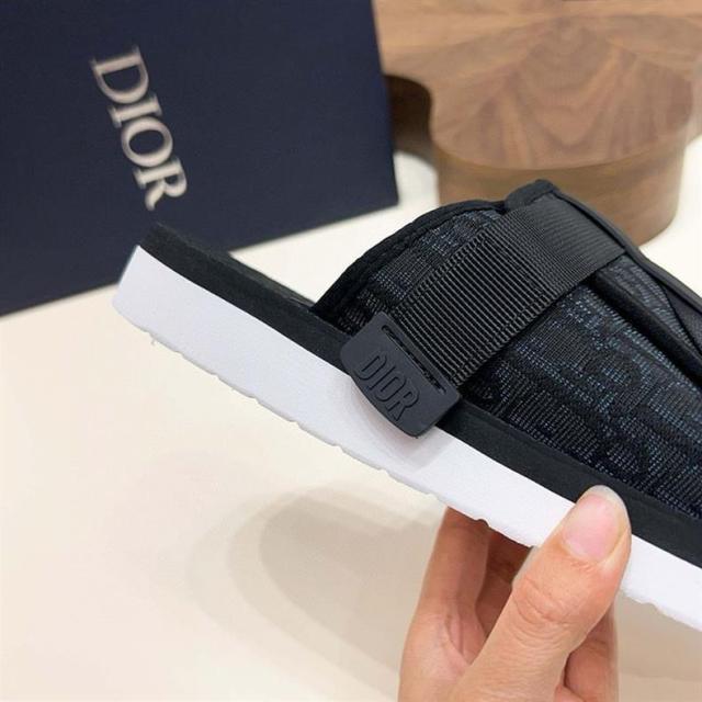 Oblique Jacquard Adjustable Strap Slide Sandals