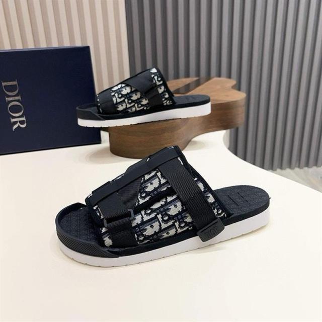 Oblique Jacquard Adjustable Strap Slide Sandals