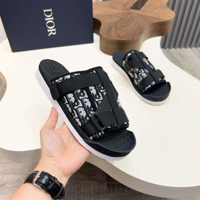 Oblique Jacquard Adjustable Strap Slide Sandals