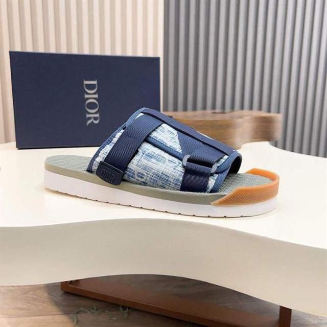 Oblique Jacquard Adjustable Strap Slide Sandals
