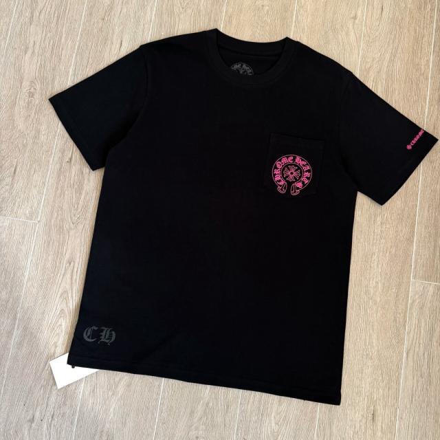 1:1 Top Quality CH Hot Pink Horseshoe Circle Black Pocket T-Shirt