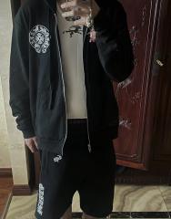 1:1 quality CH Vertical Gothic Letter Black Sweat Shorts