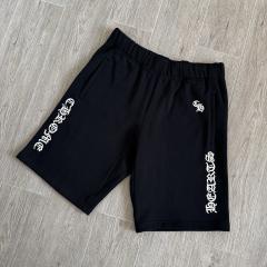 1:1 quality CH Vertical Gothic Letter Black Sweat Shorts