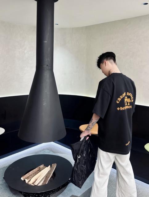 1:1 Top Quality CH Orange Triple Cross Hollywood Black Pocket T-Shirt