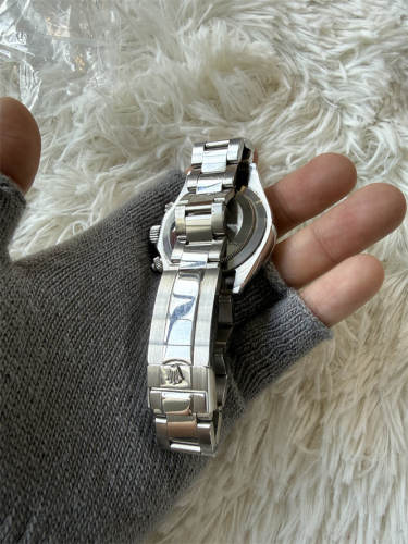 [Special Offer] Free Shipping R Watch