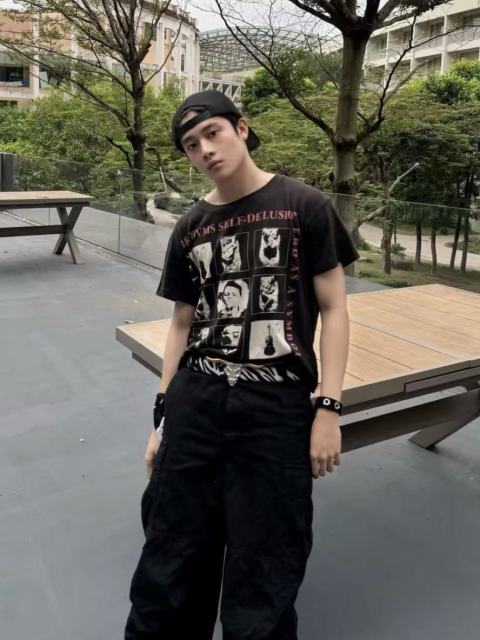 ERD Enfants Riches Déprimés Self-Delusion Violin Grid Photo Vintage Black T-Shirt
