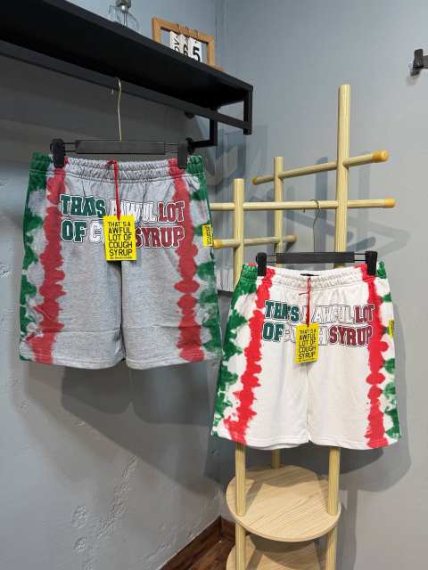 Side Red Green Blot Tie Dye Panel Front Bold Outline Text Back Large Vertical Letter Print Shorts 2 colors 29355958