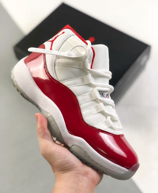 Jordαn 11 Cherry Red Basketball Air Cushion Sneakers