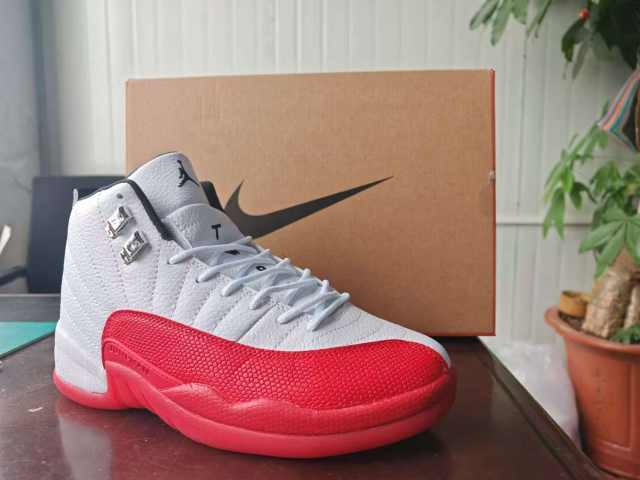 [plus-size shoes] Air Jordαn 12  Retro White Varsity Red Stingray Toe Pebbled Leather Shock Absorbing High Top Basketball Shoes 29284155