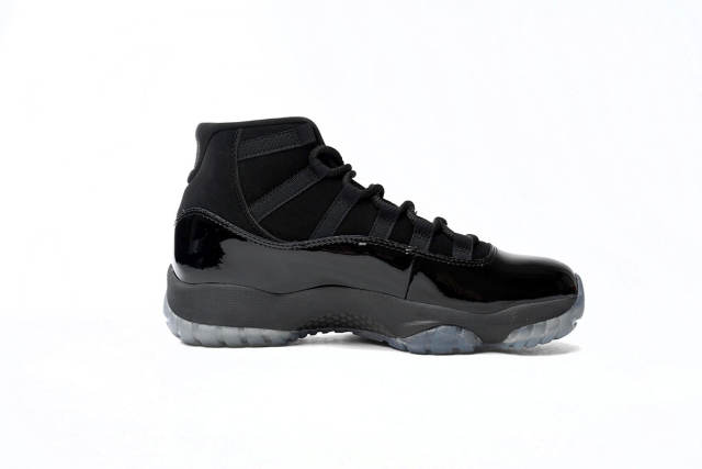 Air Jordαn 11 Retro High Caps and Gown 378037-005