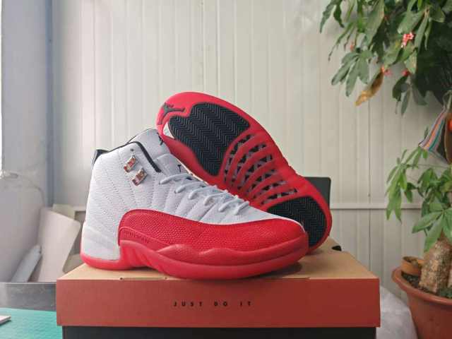 [plus-size shoes] Air Jordαn 12  Retro White Varsity Red Stingray Toe Pebbled Leather Shock Absorbing High Top Basketball Shoes 29284155