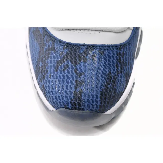 [plus-size shoes] Air Jordαn 11 Low Low White Grey Snakeskin Print Panel Retro Basketball Sneakers 2 colors 29225424