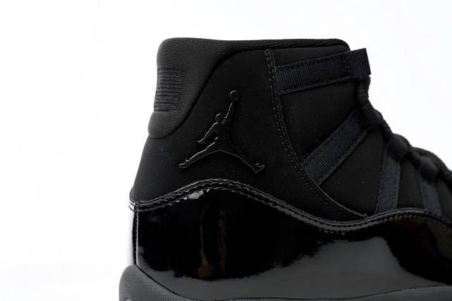 Air Jordαn 11 Retro High Caps and Gown 378037-005