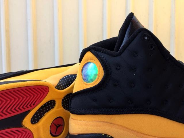 [plus-size shoes] Air @j13 Melo Class of 2002 Men's Black and Gold High-Top Vintage Basketball Shoes 29323938